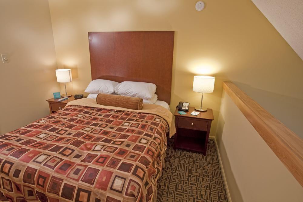 Executive Inn Уистлер Экстерьер фото